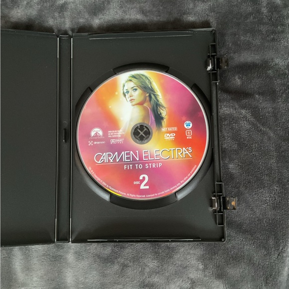 Bundle of 3 Carmen Electra Fitness DVDs - Picture 7 of 10